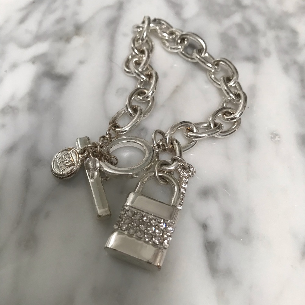 Lock & Key toggle bracelet - Picture 2 of 5
